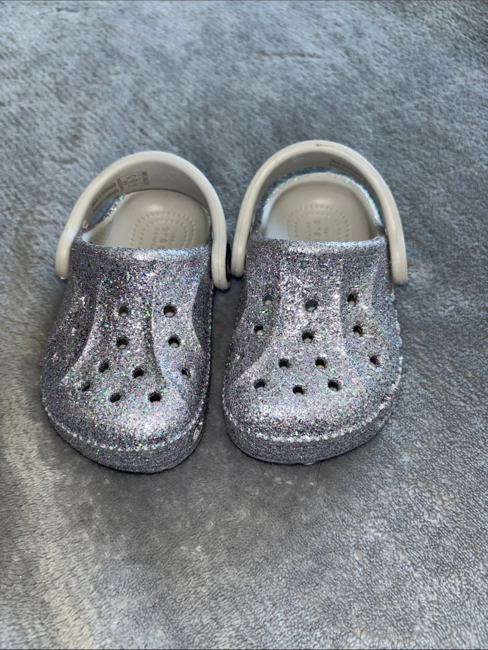 CROCS Kids baby 4 Classic Clog in Sparkling Silver Glitter